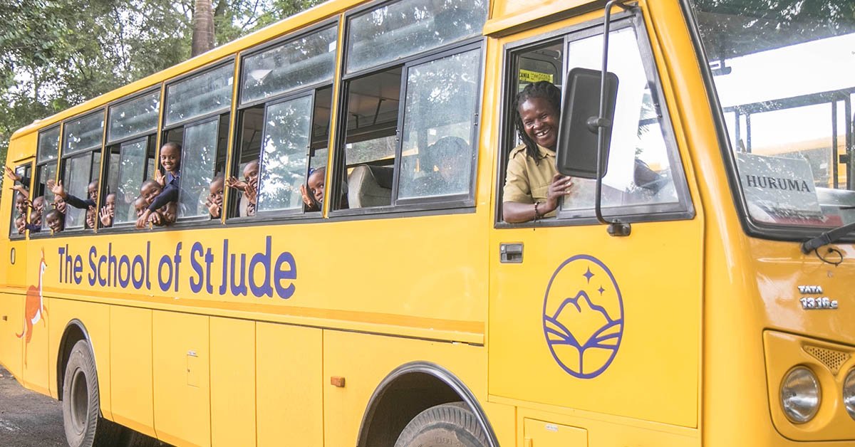 SchoolOfStJude's tweet photo. Today, #StJude's school buses are travelling around #Arusha, #Mwanga and #Rombo, districts near Mount Kilimanjaro, carrying staff who will interview prospective Form 5 students. We are #FightingPovertyThroughEducation, and it is #thanks to you! #FPTE #MountKilimanjaro #Africa https://t.co/1qIZXnoJS7