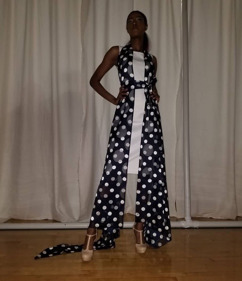 VINEBYLC's tweet photo. #VINEBYLC #VINEBYLCDESIGNS #Fashionshowlife #wherefashionisourdestination #TeamSuccess #Whynot #Fashion #blackfashiondesigner #blackdesigner # WHEN YOU KNOW YOUR OUTFIT IS 🔥🔥🔥🔥🔥🎯.. #VINEBYLC #MsVine https://t.co/WRSdmzViTa