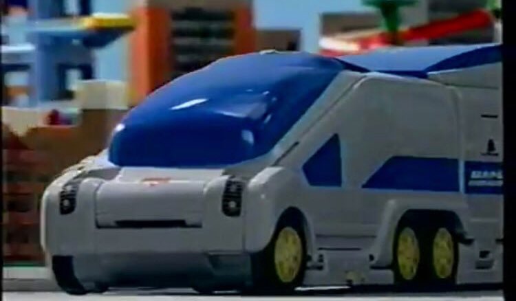 今の小学生は知らない マグナムパトレーラー 基地変形ギミックで指を