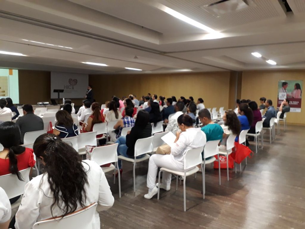 Actualización en medicamentos @fcvcolombia #HIC #Pharmaday Una excelente iniciativa! Gracias por la invitación. Participación conferencia 'Optimización del uso de medicamentos'.