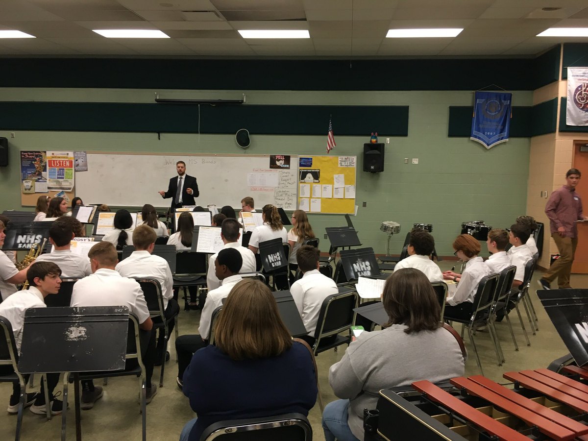 OMAsMom's tweet photo. These kids are awesome!  They outperformed themselves tonight at the OMEA Large Group Performance @ Nordonia High School.  Well done 8th grade!  Thank you for your wonderful direction Mr. Cuilla!
@Streetsboro_Sup @StreetsboroMS @AireaneCurtis @StreetsboroSD https://t.co/bEwEx7UnGf