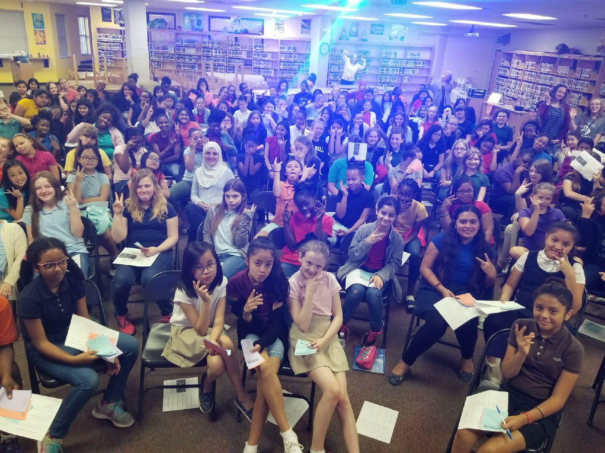 HGHillCounselor's tweet photo. What an awesome day with our girls at @HGHillMiddle’s first @kindcampaign assembly! We are committed to a culture of KINDNESS AT H.G. HIll 💛so proud of the conversations and steps taken by our students #PantherPride 🐾 

@MNPScounselors @MetroSchools @MNPSDirector @HGHillMiddle https://t.co/EVD2P062Ed