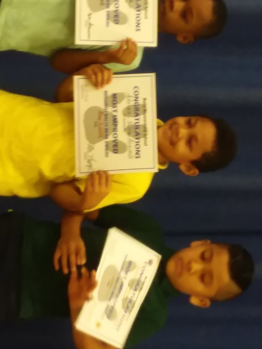 MrThorpsclass's tweet photo. Celebrating Baltz Brillant Bears!#wearebaltz #weareredclay @baltzprincipal https://t.co/LYkAokTudR