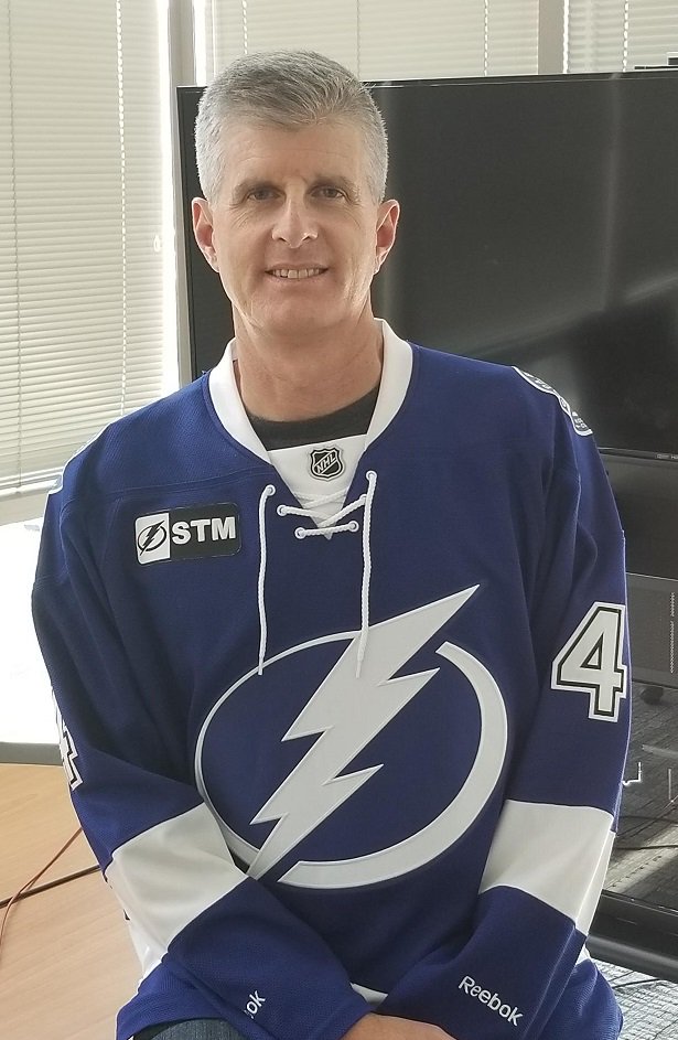 greenway's tweet photo. Our company headquarters in #Tampa, Florida, @markjgreenway, and Chief Human Resource Officer Michele Streitmatter are all decked out and ready to cheer on the hometown Lightning! #GoBolts https://t.co/gzCSbOT1EF