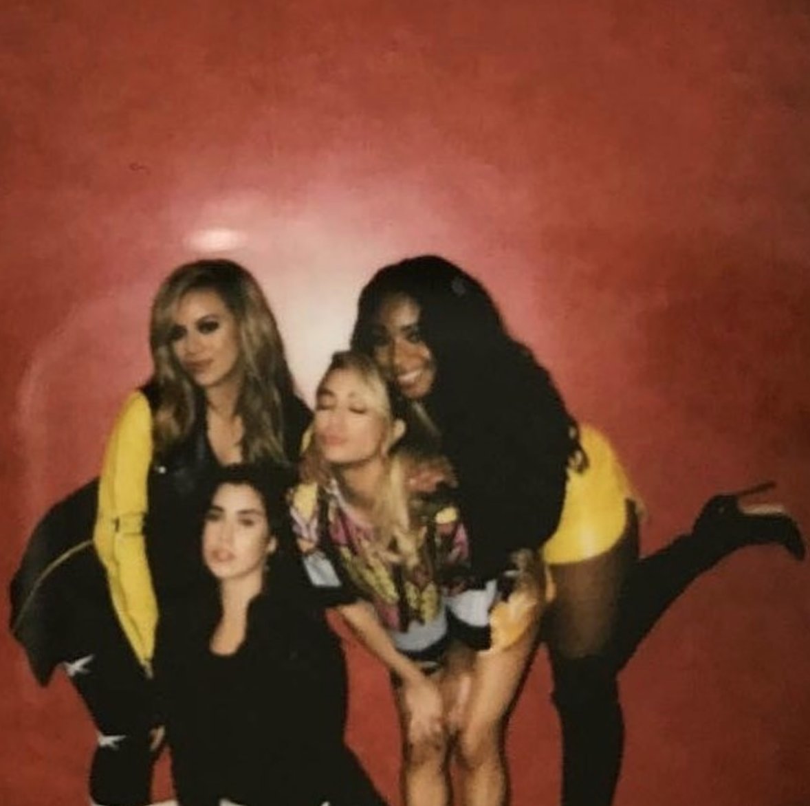 Shazam's tweet photo. Thank you @FifthHarmony 💙 https://t.co/PYXbCGov8x