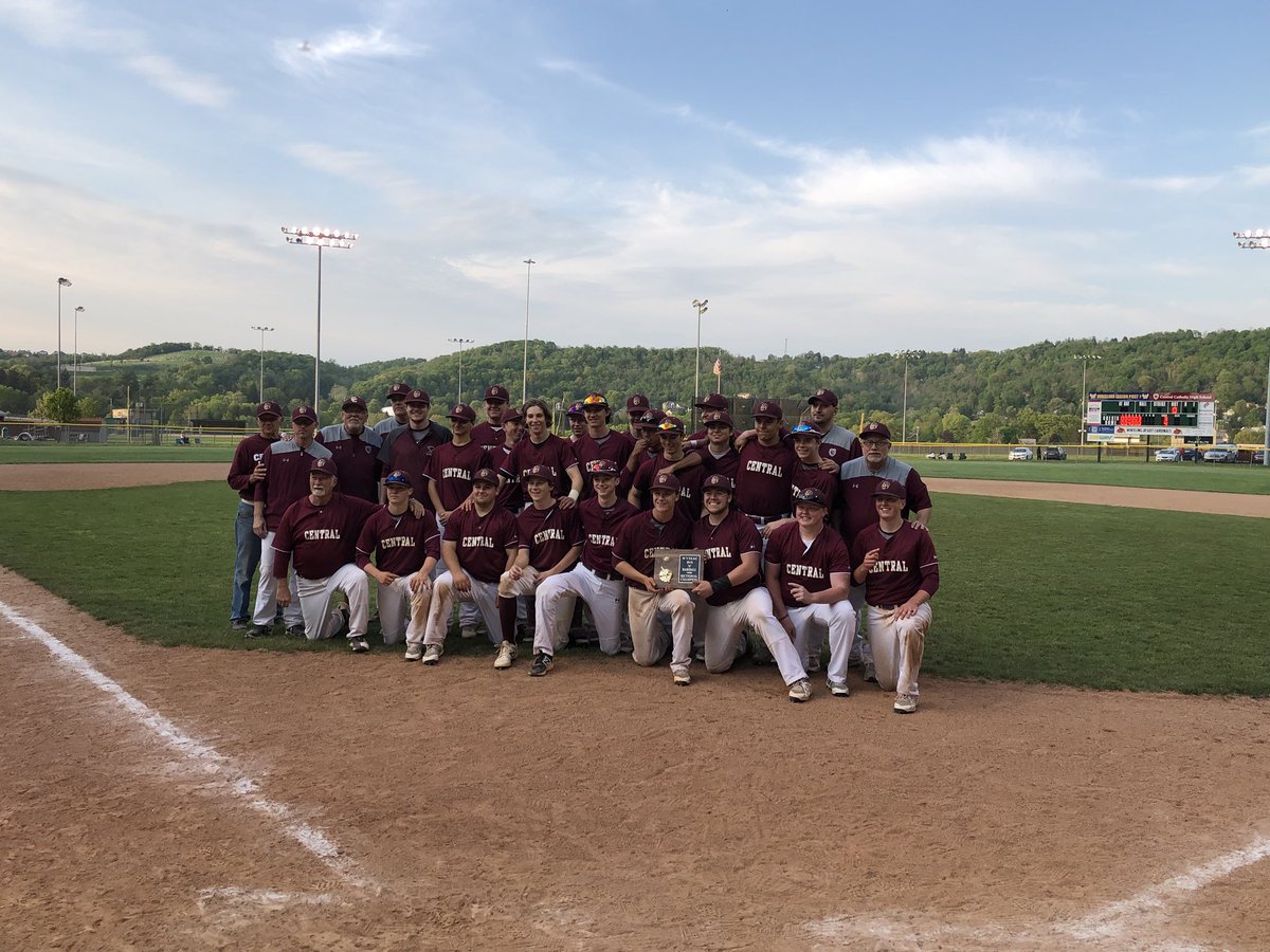 CostainDoug's tweet photo. Section 1 Champs https://t.co/hZ4Kda1zUG
