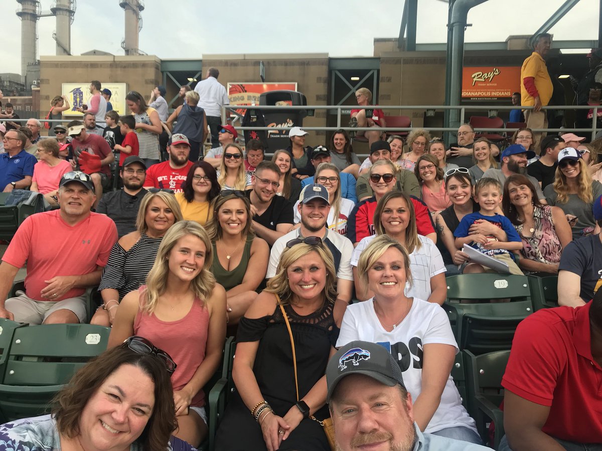 Cindy Ewing (ewing_cindy) Twitter