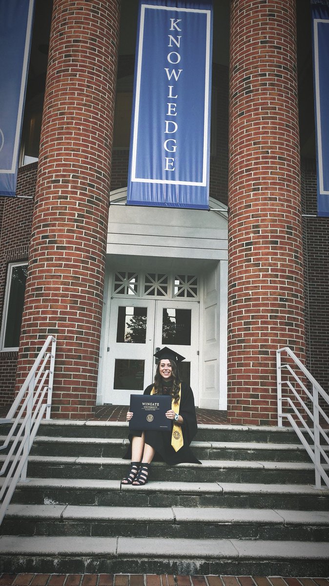 WingateUniv's tweet photo. Congrats to all of our graduate students who received their diplomas this evening. 

#WUgrad18 #GraduateCommencement https://t.co/91rHcB1URS