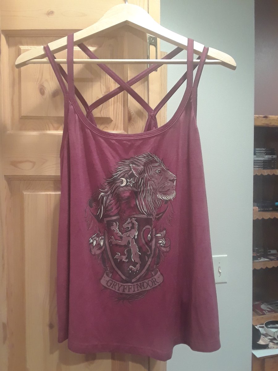 They also got me a slytherin and Gryffindor tank top from hot topic too #slytherin #gryffindor #harrypotter