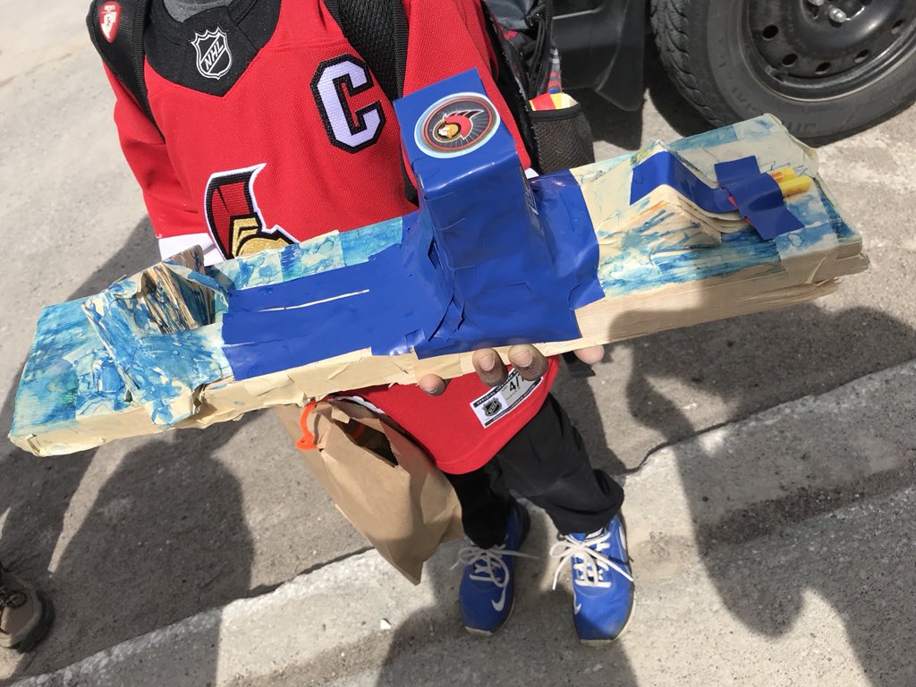 Mrs_LeeKell's tweet photo. @cookstowncps #steam #materialsleftout #engagedlearning #3daydesign #thekinderway #kinderlearn https://t.co/AcyccJYxpp
