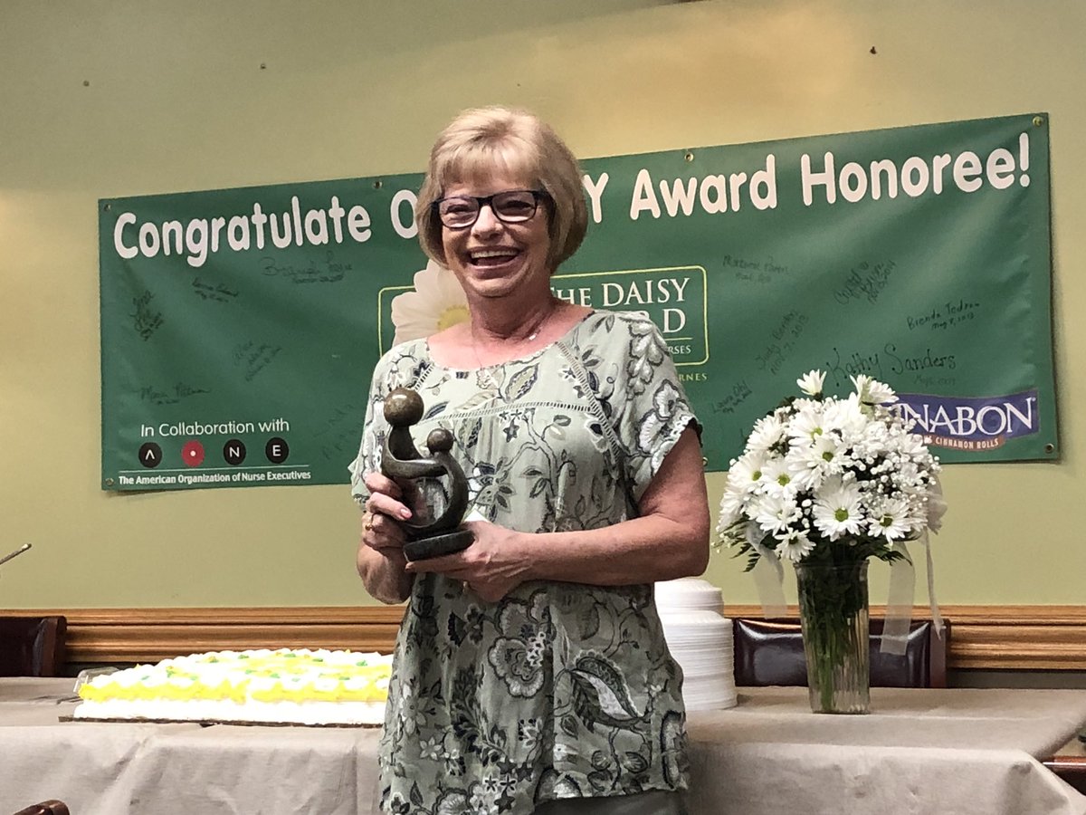 brendadavis53's tweet photo. Congratulations to Panda Mullinax, RN for receiving th Daisy Nurse Award at IU Bedford! https://t.co/VsifeFeaxT