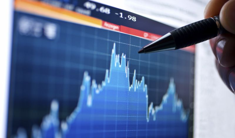 AnalyticsVidhya's tweet image. Tutorial to help you understand the workings of a #recommendationsystem with a real life example of a bank. Try out this technique, here. buff.ly/2wtnPK4 #Analytics