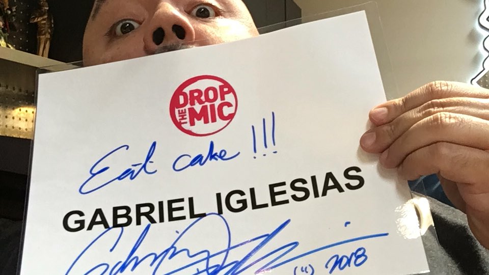 fluffyguy's tweet photo. RT 4 ur chance to WIN my actual dressing room door sign (autographed) from @DropTheMicTBS 😃 Don’t miss my episode Sunday June 10th on TBS. https://t.co/PcHq1Mr55v