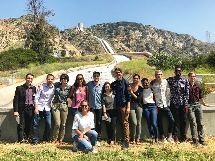 CoroSoCal's tweet image. Fellows spent the day at the LA Resevoir where they learned about shade balls and how they protect water quality by preventing sunlight-triggered chemical reactions. Thanks @LADWP for hosting! #FollowtheFellows #focusweek #coroleads