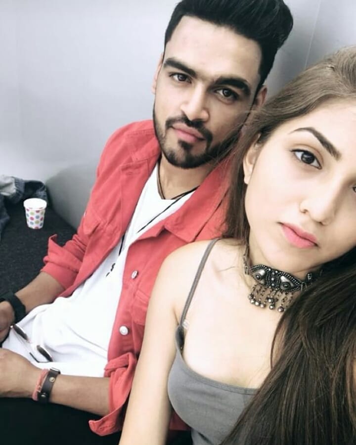 <a href="/kashishthakur_/">Kashish Thakur</a>