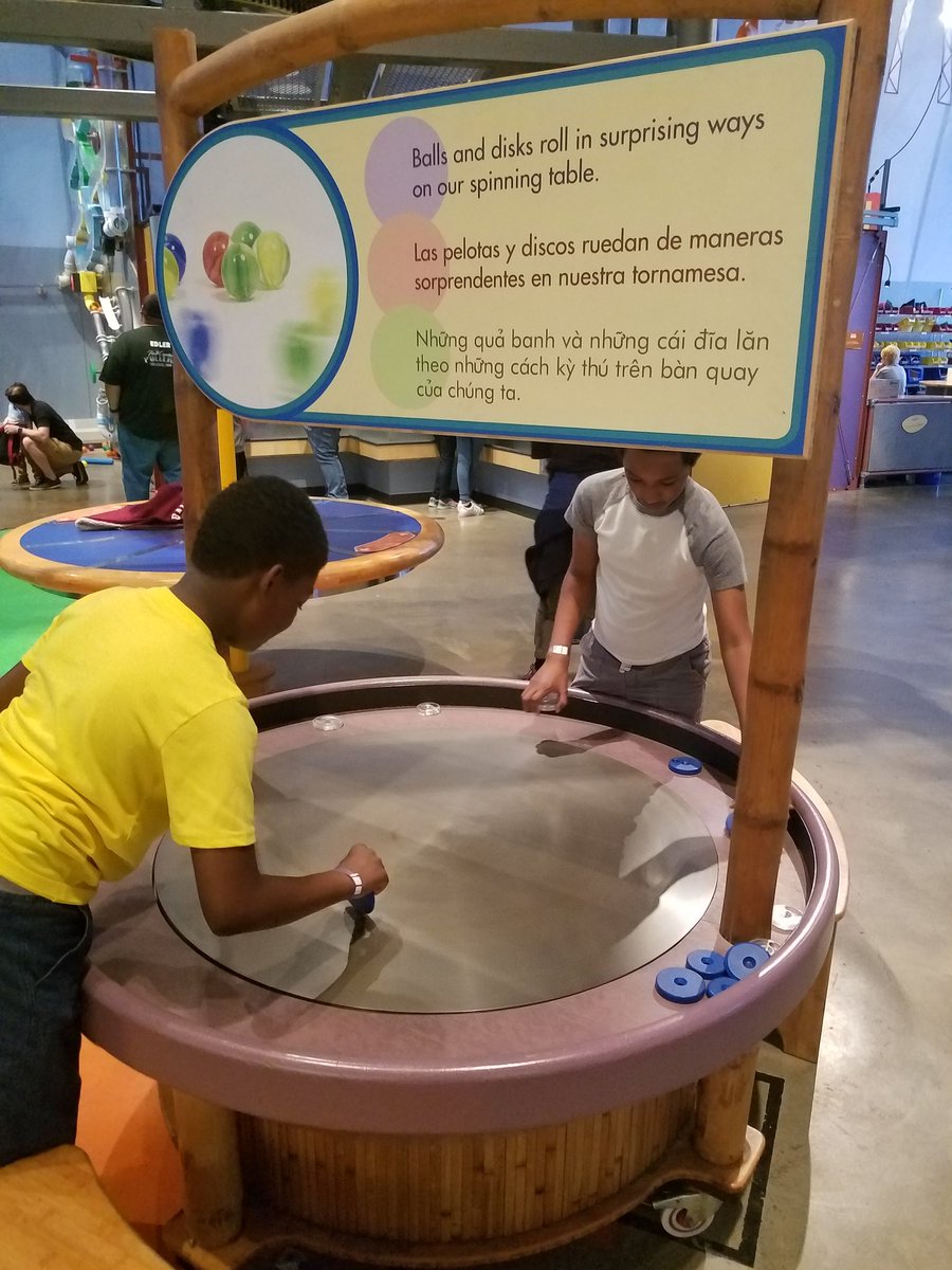MsArthurWRMS's tweet image. Ss explored the Energy and Gadget exhibits at COSI this week. Watts Up? was my favorite. The goal was to sort household appliances in order of their energy consumption. #TheMoreYouKnow #WRMSWOLVES