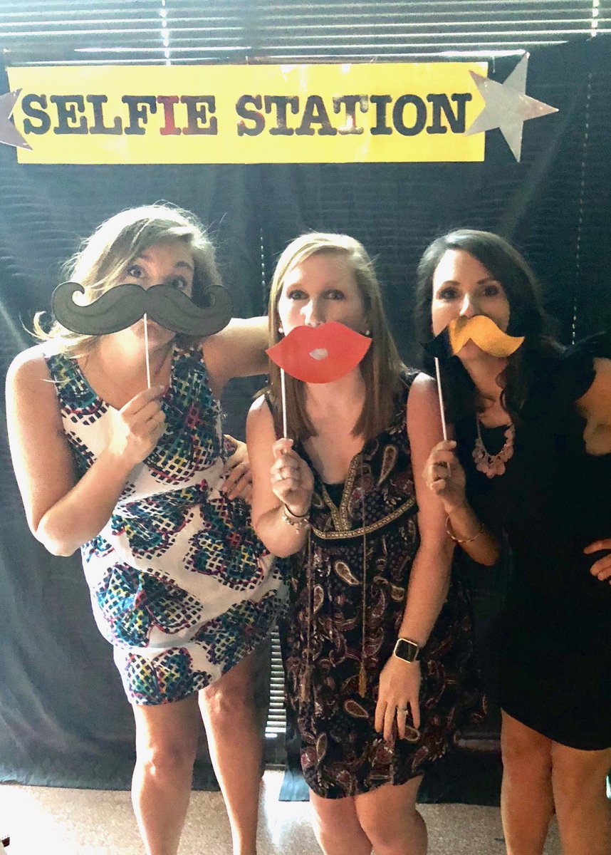 hmink1985's tweet photo. To say that I love @stemleyroadelem and the people I work with is an understatement! @MrsBrannon2 @karabethtay @bpisa8402 https://t.co/HqXgp80bVp