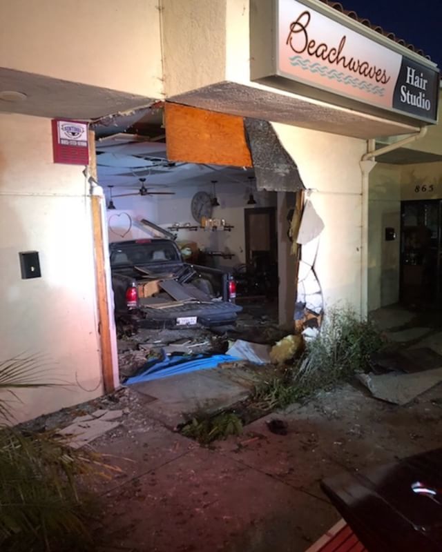 FCFL4403's tweet photo. USAR 2, Engine 3, Truck 5 respond to vehicle into a structure last night in Grover Beach. Crews made quick work of shoring structure. Patient treated for minor injuries. The business was red tagged due to structure damage. #4403 #arroyogrande #groverbeac… https://t.co/dAY2P1WuUo https://t.co/lELubd5OnK