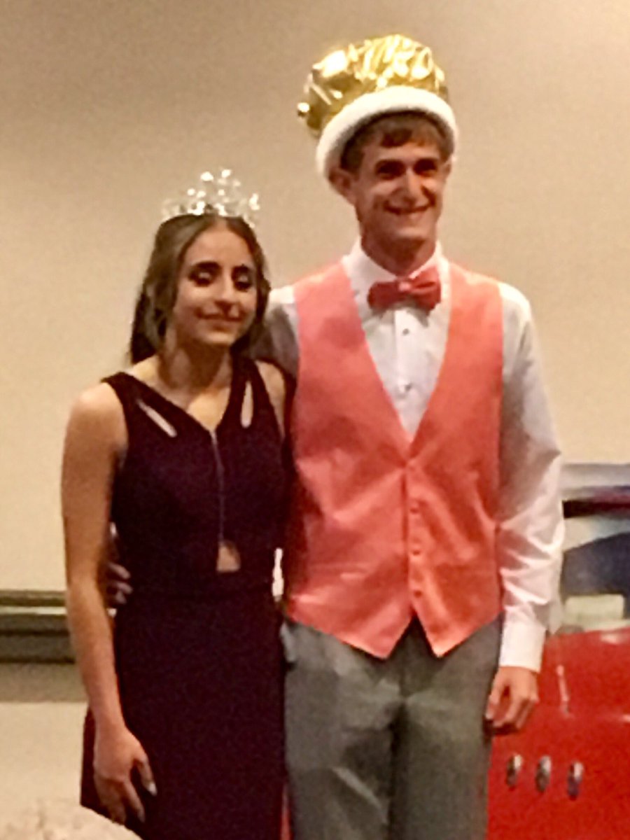 tallprincipal's tweet photo. @Hopewell_Viking prom royalty Mara and Alec and Shelby and Teryaun!  Congrats @HHS_Athletic https://t.co/DXDSkW68kM
