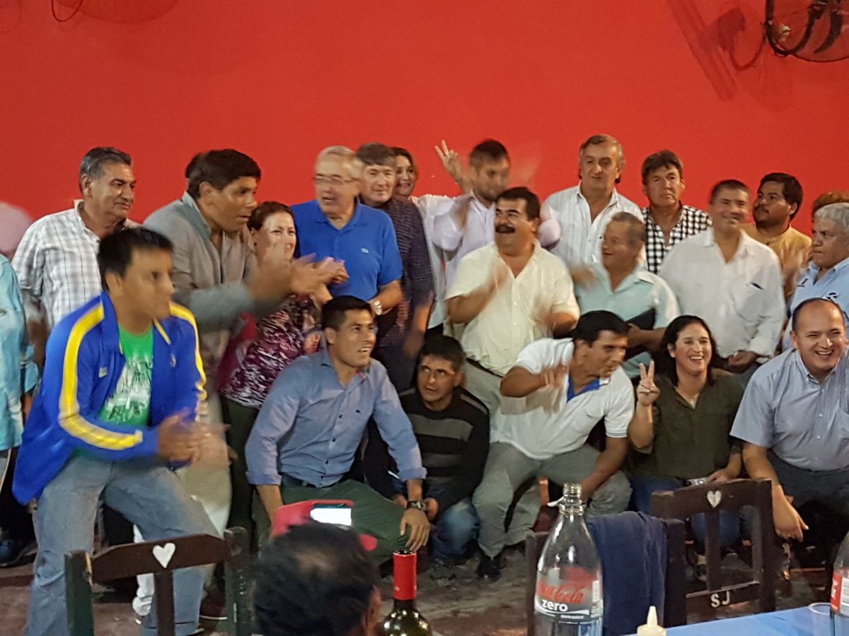 GodoyMSantiago's tweet photo. Con los compañeros de Orán nos reunimos en Yrigoyen para trabajar unidos y planificar los pasos a seguir en estos dos años tan importante que se vienen. https://t.co/U9I2r65ah7