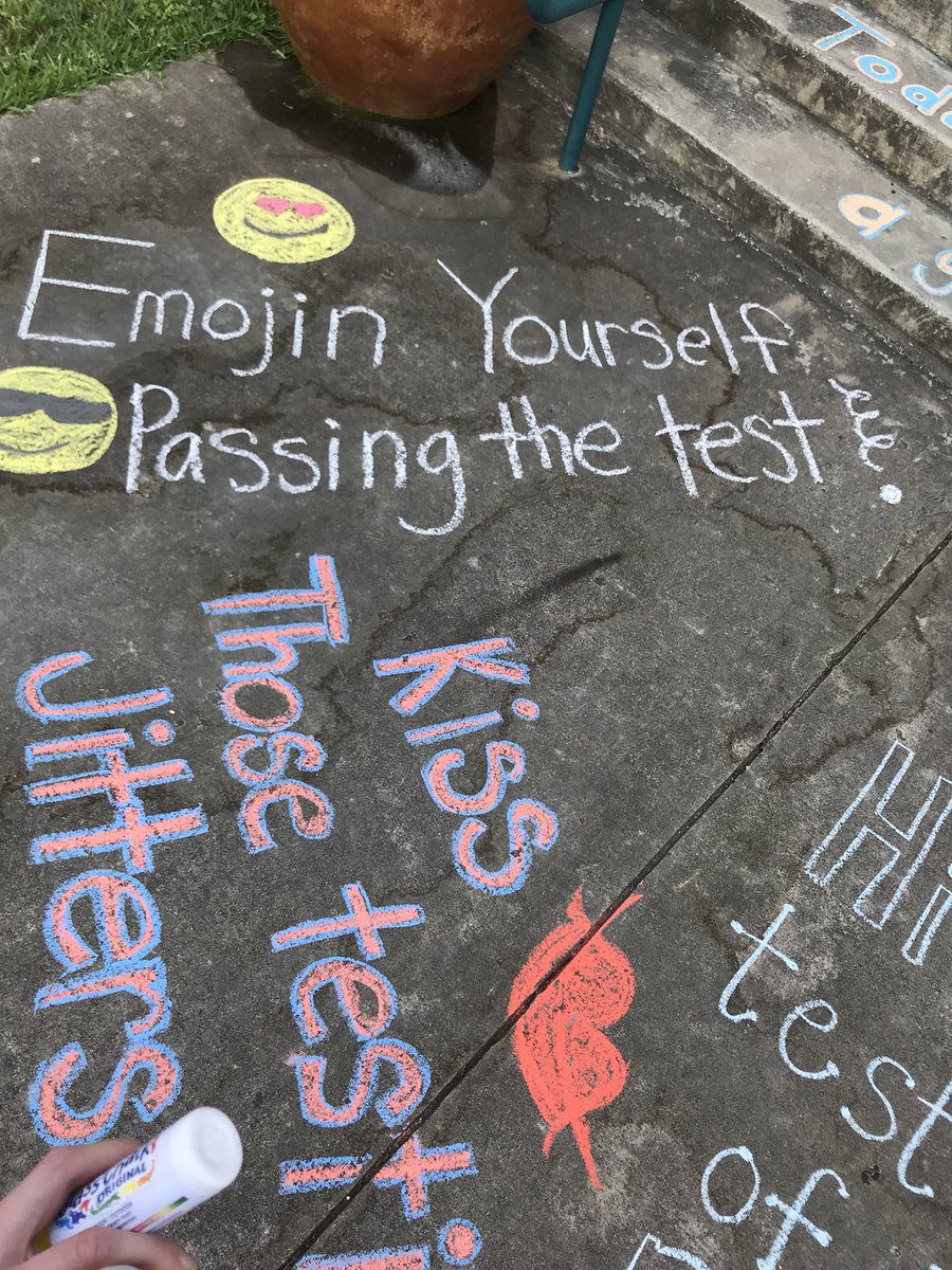 A_Stevenson3's tweet photo. Supporting our 3rd, 4th, and 5th grade students by decorating our school with motivation. 🌟🤗@MemorialElm https://t.co/cIJQZ5N7nv