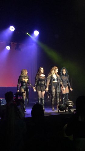 NKHSpanish's tweet photo. FOTO • Normani y las chicas en el escenario (11/05) https://t.co/TOm5brMNWI