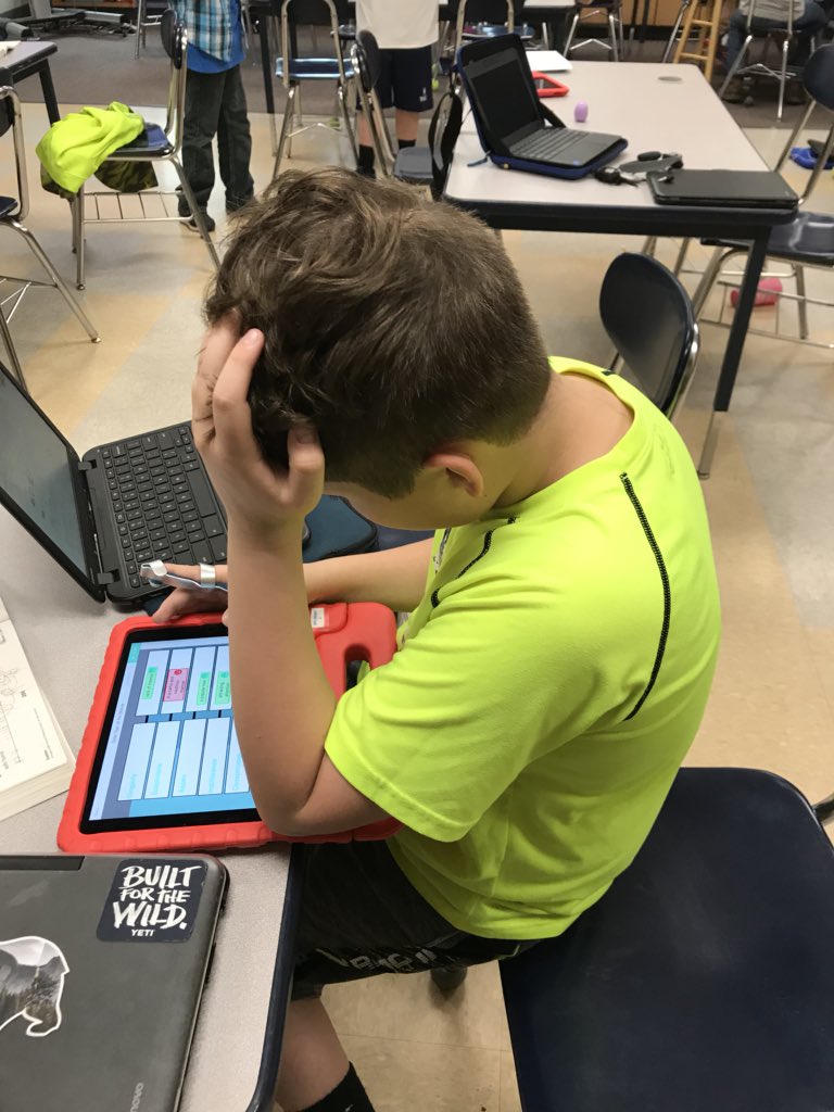 JessicaShow7's tweet photo. Lots of activity as students summarized and recorded with #shadowpuppetedu. They also created some @StickAroundApp puzzles with their own unfamiliar word lists. #novelstudy https://t.co/tgBLfK9QN9