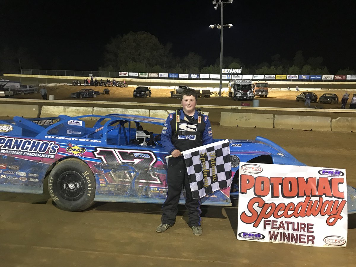 ThuggNasty17's tweet photo. Logan gets win #6 on the season and the 53rd of his career tonight at Potomac Speedway!

#XR1 #TeamQA1 #TeamChampion #WellsCustomJeep #BTS #BlueRidgeTreeScapes #DirtDefender #NapaRacing #SunocoRacing #SwiftSprings #AllAboutWraps #KeyserMFG #Integra #LowesAutoParts #Sponsored https://t.co/DJ01n7yLqK