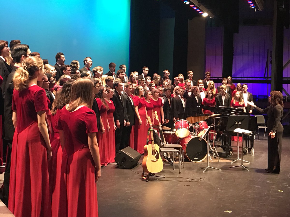 swhsmustangs's tweet image. SWHS musicians gave an amazing performance this evening at the Spring Choral Concert.@SW_MusicDept #swhsmustangs #swexcellence