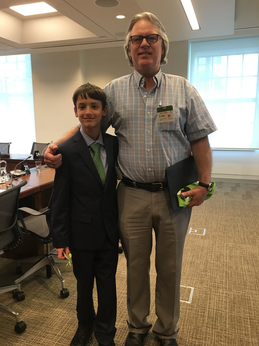 LymeTalkOntario's tweet photo. @CanLyme @canlymec It was a pleasure to finally meet you at the Lyme roundtable event in Ottawa this week.  It was a great event and I have uploaded my speech here https://t.co/14tux8MXKL and will continue to help educate people on prevention and awareness! #Lyme #Lymedisease https://t.co/evJqeUQDGl