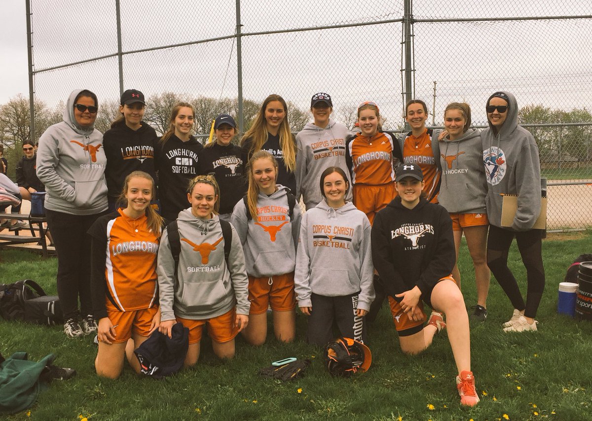 msdafonte's tweet image. Great Day of softball was had by all 😎⚾️ @CCCSSNews