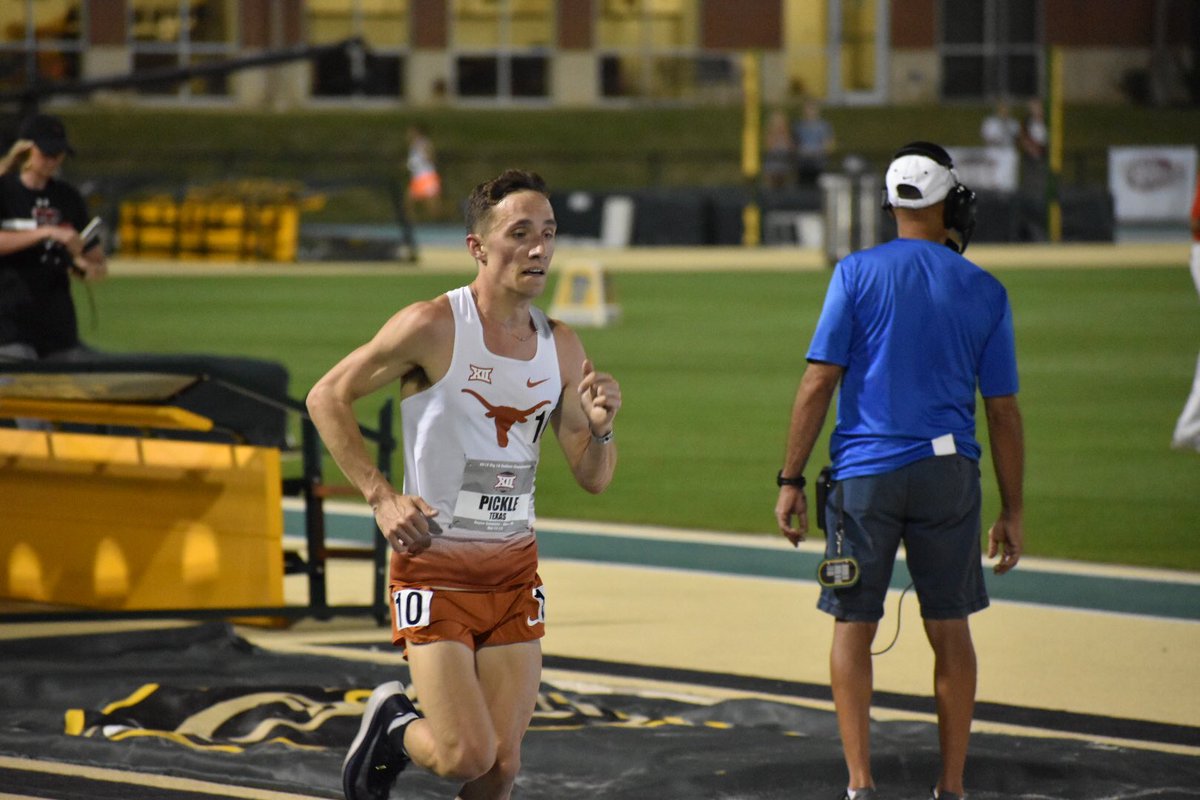 TexasTFXC's tweet photo. Jacob Pickle &amp; Connor O’Neill finish 6-7 in the 10k to close Day 1! That’s 5. big points for the men. 🤘#HookEm #Big12TF https://t.co/G37FiWPEns