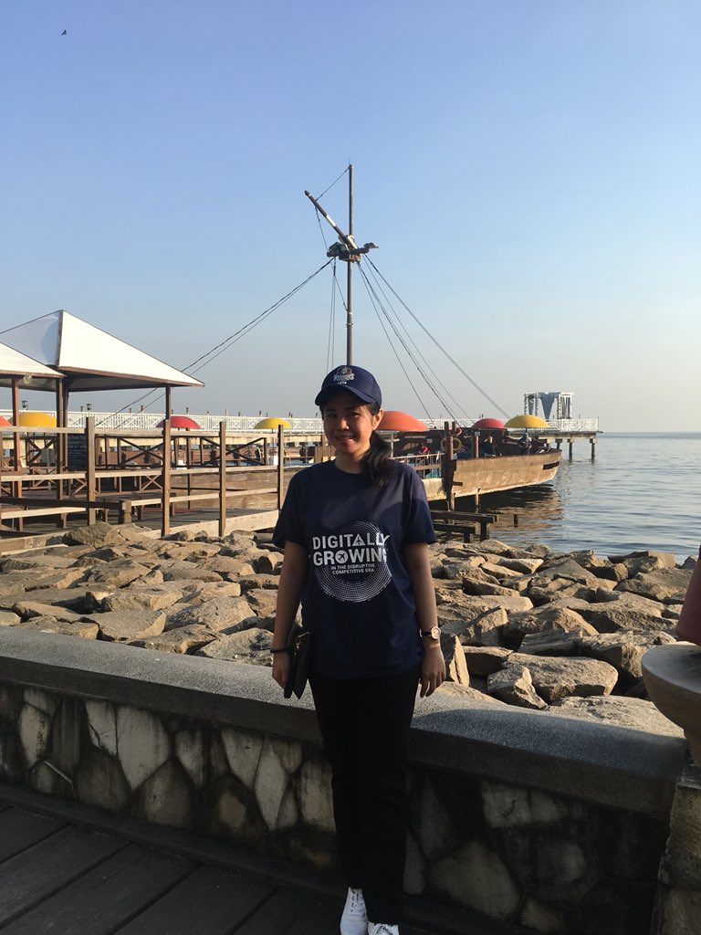 aiyzhetasiyo's tweet photo. Disini kami belajar “build trust to friend” belajar bgmn disiplin, bangun percaya diri satu sama lain, bekerja sama dlm team work tidak mudah tapi kita bisaaaaa!!! AP2 YES WE CAN!!! @AngkasaPura_2 @mawaluddin #AP2Warrior #DigitallyGrowing #DigitallyReadyEnterprise https://t.co/qnCczdWih2