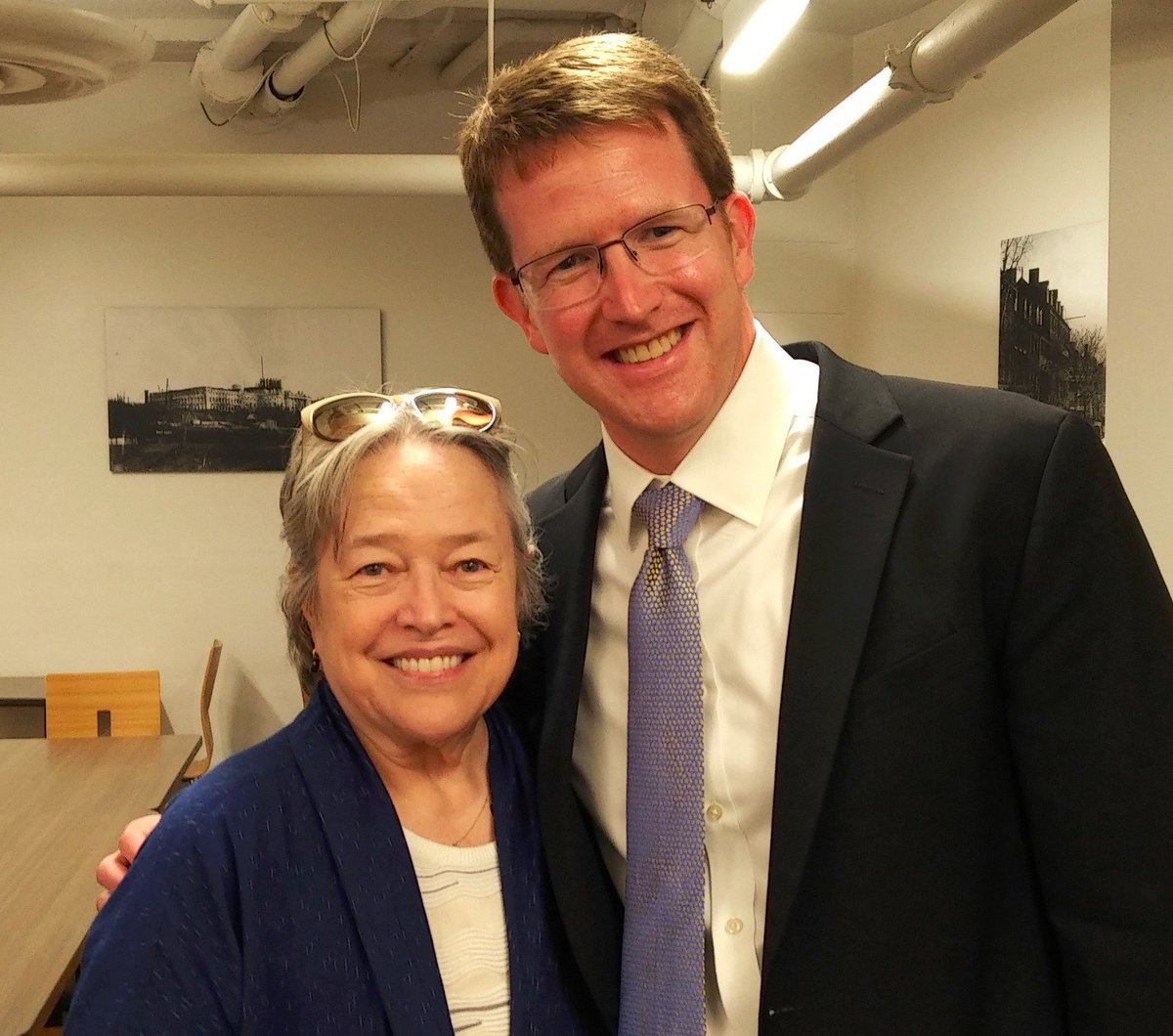 PaderaLab's tweet photo. Hoping to just be nominated for best supporting advocate. The great @MsKathyBates is the star of the fight against lymphedema. Thank you for your advocacy! It was an honor to spend the day with you on Capitol Hill for @LymphaticNet #DCLobbyDay. -TPP https://t.co/xsRb9h4JZa