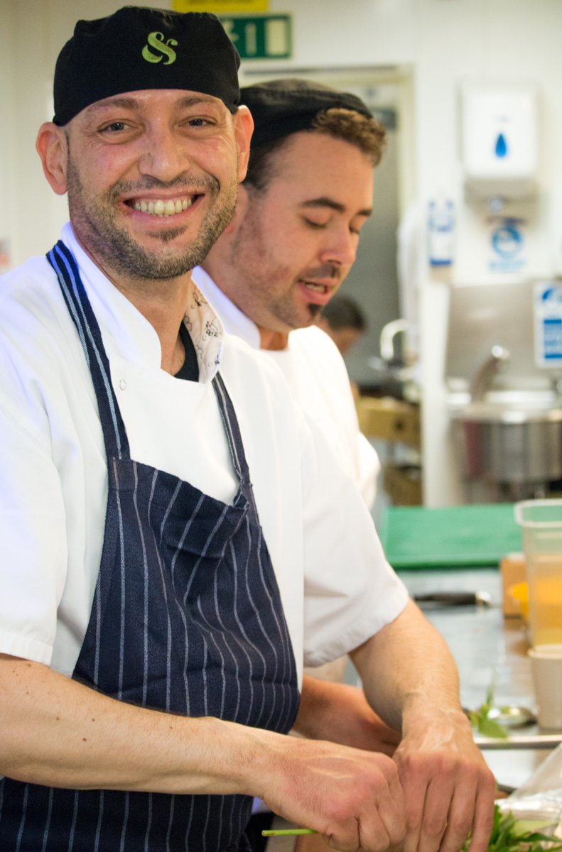 Monday morning, you ready? 😁 

#MondayMotivation #ChefLife