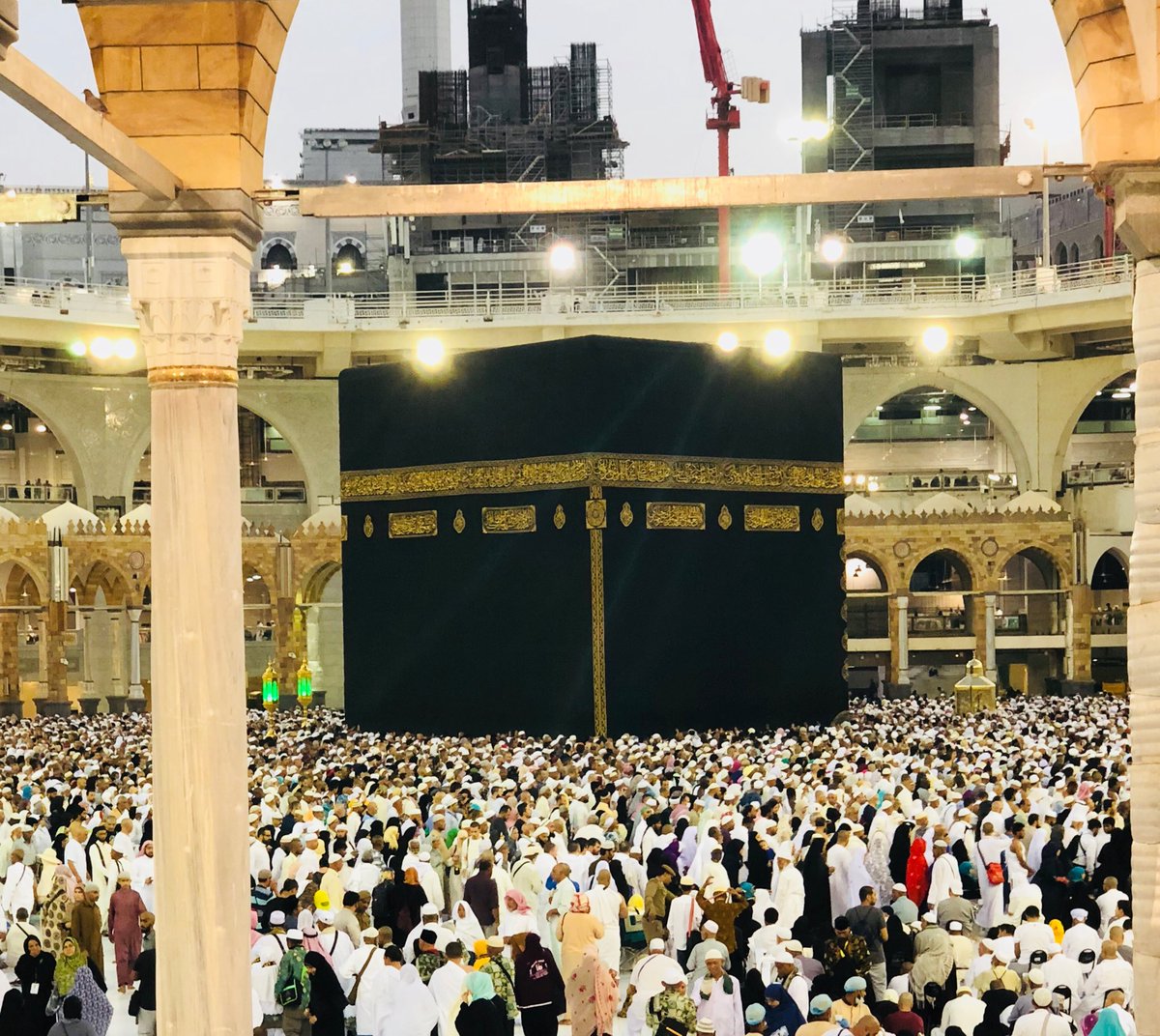 maab_awad94's tweet photo. بإسمك اللهم حصنت أمي من ذبول عيناها وحزن قلبها،، الله�� إني استودعتك قلبها من  كل ألم وعندك لا تضيع الودائع ❤️ https://t.co/u1mQhz55xo