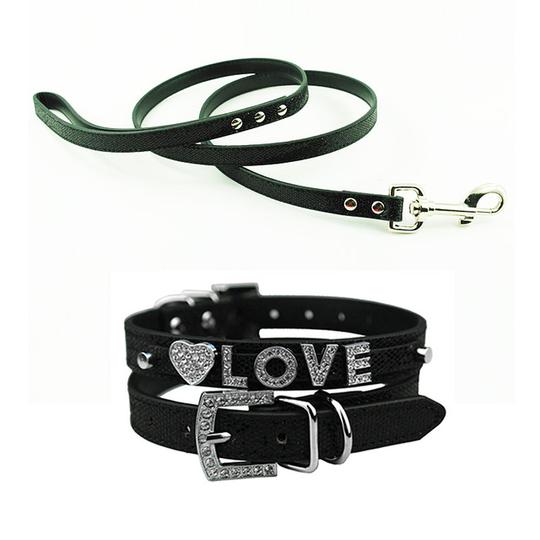 ShopDogsandcats's tweet photo. Buy this leash only for €14,97 at https://t.co/ZS9HTjKv70 Made of soft pu leather, very soft &amp; durable with bring crystal rhinestones studded.  Beware of limited stock. Buy today and we will provide the product within 15 working days at your doorstep. #stylishLeash  #petslover https://t.co/y5wCUHdnWb