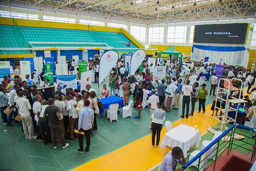 EdwinMusoni's tweet image. Businesses normally have to attract job candidates on their own by posting on job boards or company websites, and through other forms of advertisement but at #KigaliJobFair companies connect with a large pool of potential employees without having to advertise.