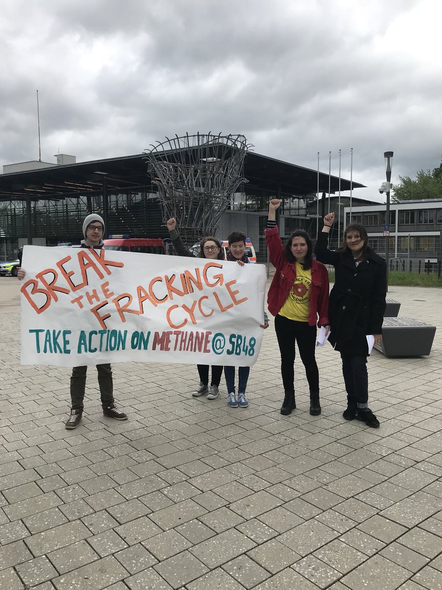 ukycc's tweet image. We just can’t stop repping @frackfreelancs !!!! 🙌🏽🙌🏽#BreakTheFrackingCycle @NoFrackLancs