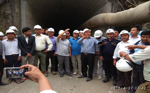 nepalipaisa's tweet photo. सान्जेन, रसुवागढी र माथिल्लो त्रिशुली ३ ए को के हुँदैछ कार्य प्रगति ?
https://t.co/iUOMRQRP0N
#SANJEN #RASUWAGADHI #WORKING_PROGRESS #NEPALIPAISA https://t.co/Q7Ify6c2vz