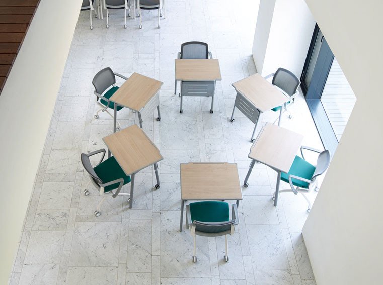 The Fursys Align table system is designed for easy and quick alignment of tables - ow.ly/BlyD30jK3pL #workhappy #futurehumanoffice #sbr