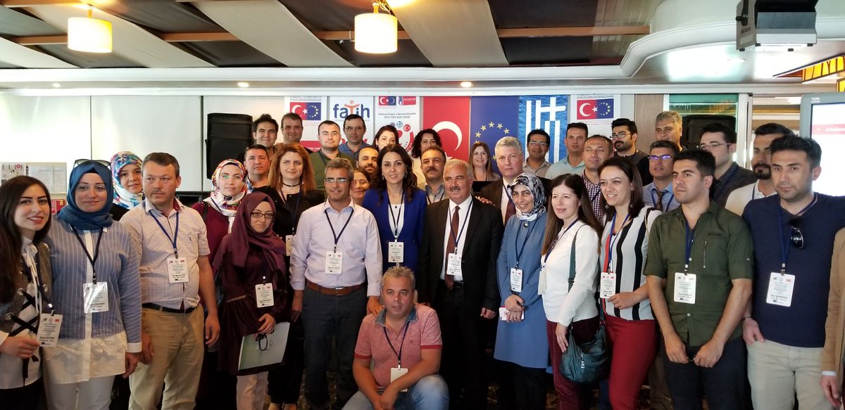 EUEseProject's tweet photo. Anamur İlçe MEM ESE Projesi Çoğaltıcı Etkinliği  'Eğitimde E-Öğrenme Konferansı ''27 Nisan 2018 Cuma günü @egitimbilisim @ScientixTurkey  @mebfatih @EbaMersin, @EbaAnamur desteği ile 150 kişilik katılımla Anamur'da gerçekleşti. @ulusalajans @EUErasmusPlus https://t.co/K1jF5JLcCu