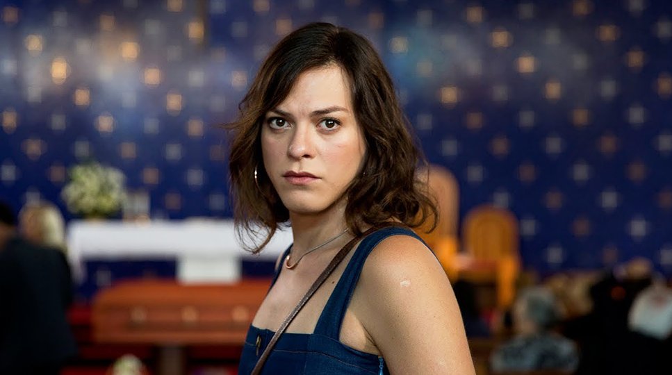 zoombackcine's tweet photo. ¡Doble premio para Chile! DANIELA VEGA y ALFREDO CASTRO se alzan con los reconocimientos de Mejor interpretación en los #PremiosPlatino2018 https://t.co/esLrLOIaJC https://t.co/yohUO4WKah