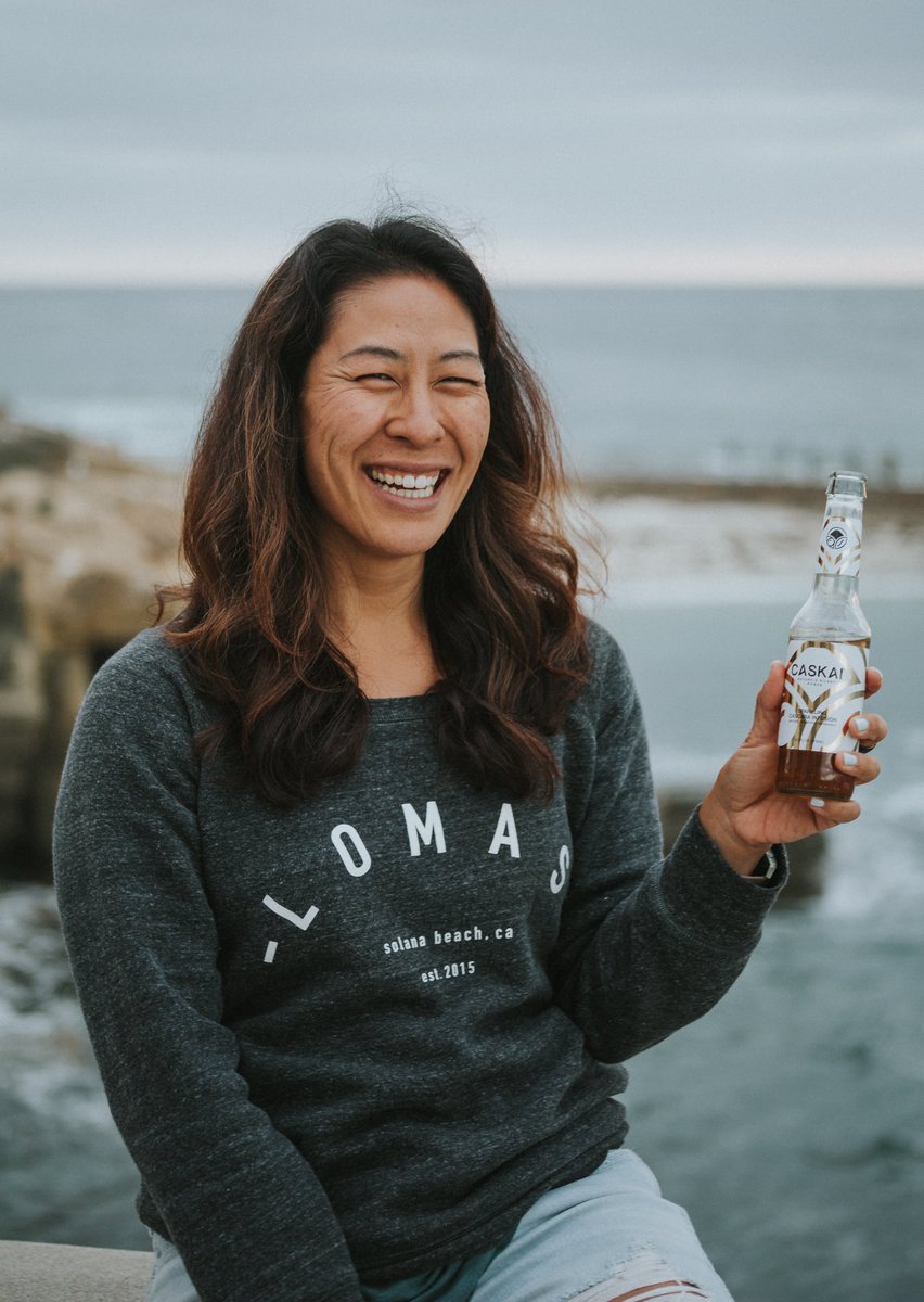CaskaiCascara's tweet photo. One of our customers, Sandy, is ending her weekend with a San Diego sunset and her favorite beverage — her words, not ours! 😉 Happy Sunday! #caskaicascara https://t.co/IXgyR0lBUy