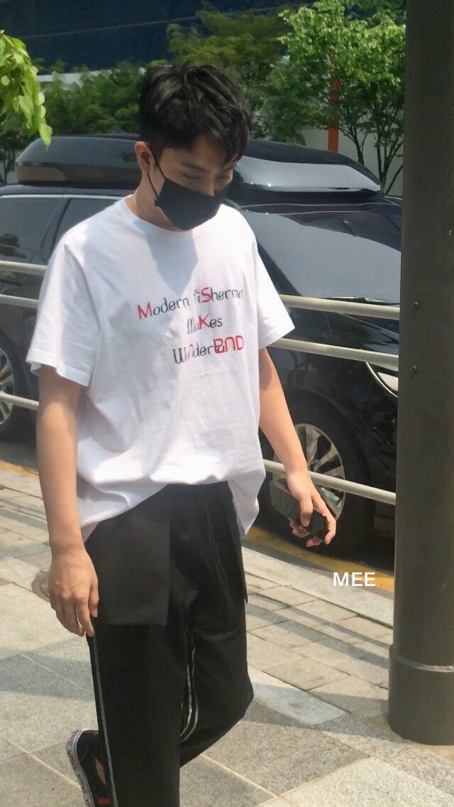 1kyne_mee's tweet photo. 오빠😭🖤 은지원 체고,, https://t.co/LDaeUlEwFh