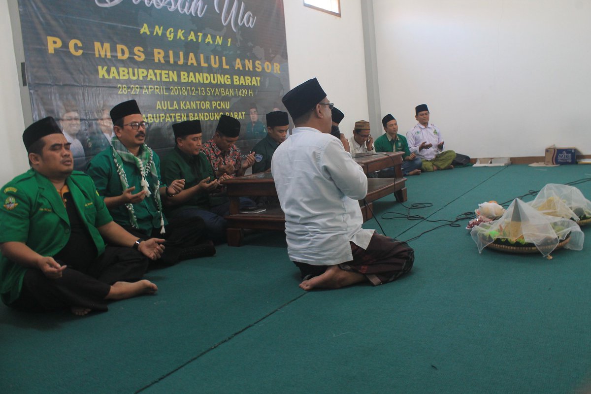 ppp_kab's tweet photo. Harlah ansor kab.bandung barat 
SAMSUL MA'ARIF https://t.co/wx11dwfRPx
KETUA DPC PPP KBB
#PPP10SEMPURNA
#BERGERAKBERSAMARAKYAT
#rindujabarjuara1 
@MRomahurmuziy 
@DPP_PPP 
@pepepsae 
@KarpetPabrik 
@alimanpurnama9 
@ridwankamil 
@uuruzhan https://t.co/wY6BTxb5WU