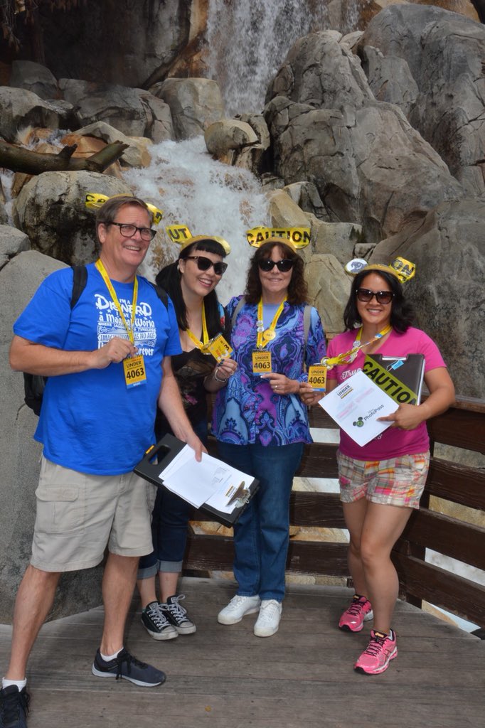 dolce4ami's tweet photo. First quest DONE! (Except that we forgot to turn in the photopass for proof!) #ThereGoes10Points @MouseAdventure #MAUnderConstruction #PeanutGallery #Team4063 https://t.co/GnqJn3foGl