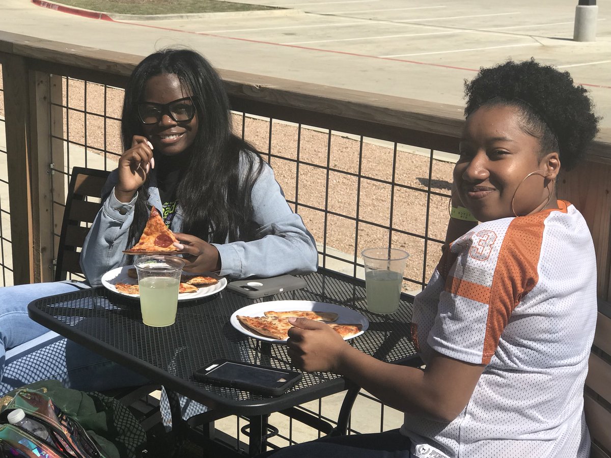 DeSoto ECHS tweet media