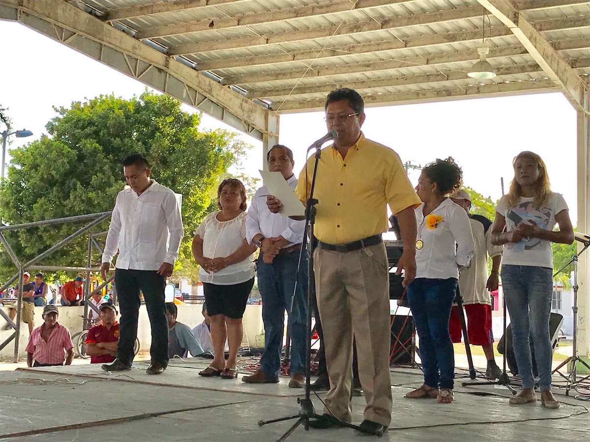 CEEPRDCampeche's tweet photo. Inicia campaña la candidata del  H. Ayuntamiento de Champotón Ailin Javier Zuñiga y Saul Jiménez Solano por la Diputación por XV distrito junto a todos los candidatos de las juntas de éste municipio y José Segovia, Secretario Técnico del @CEEPRDCampeche #PRDCampeche #IzquierdaSí https://t.co/8VbYmBqPEx