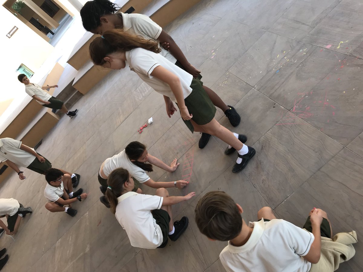 GCSPYPG5's tweet image. Tuning into #HowTheWorldWorks by exploring non-standard units of measurement #MathOutside #behappybegcs @gcspypmaths @LubnaKhawaja @MissCroukampGCS @GCSPYPCor @GCSchoolDubai